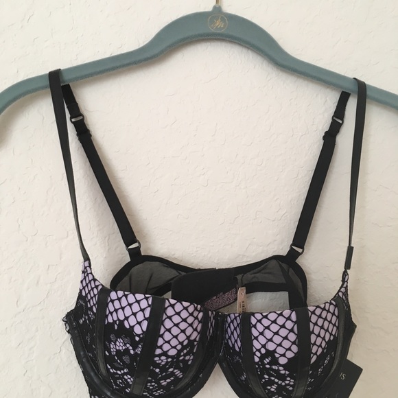 Victoria’s Secret Very Sexy balconet bra - Picture 2 of 6
